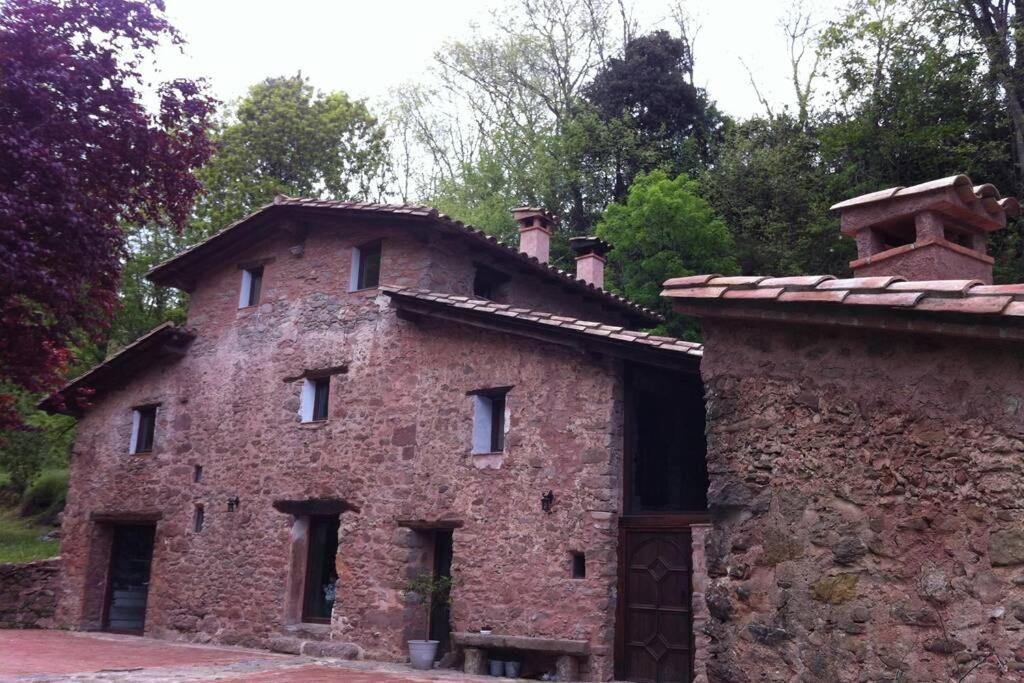 La Badenca. Masia Catalana Del S. XVII Riudaura Extérieur photo